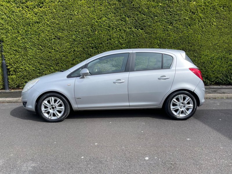 VAUXHALL CORSA