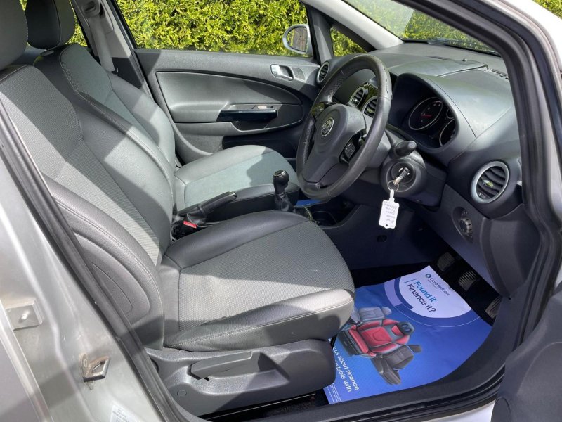 VAUXHALL CORSA