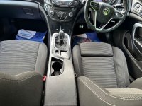 VAUXHALL INSIGNIA