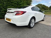 VAUXHALL INSIGNIA