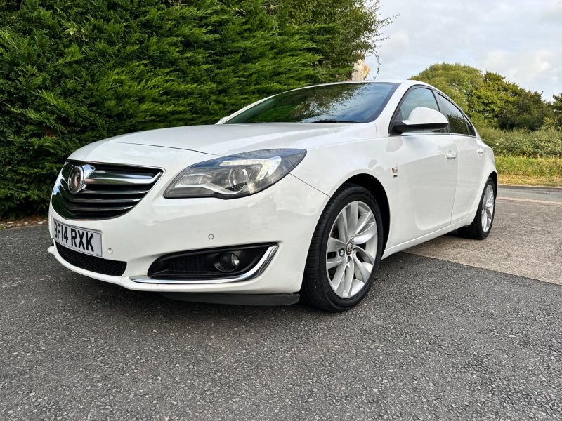 VAUXHALL INSIGNIA