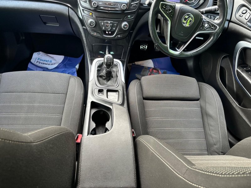 VAUXHALL INSIGNIA