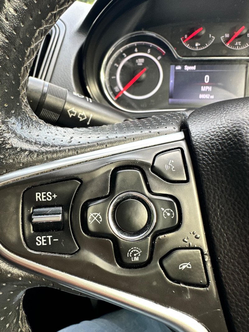 VAUXHALL INSIGNIA