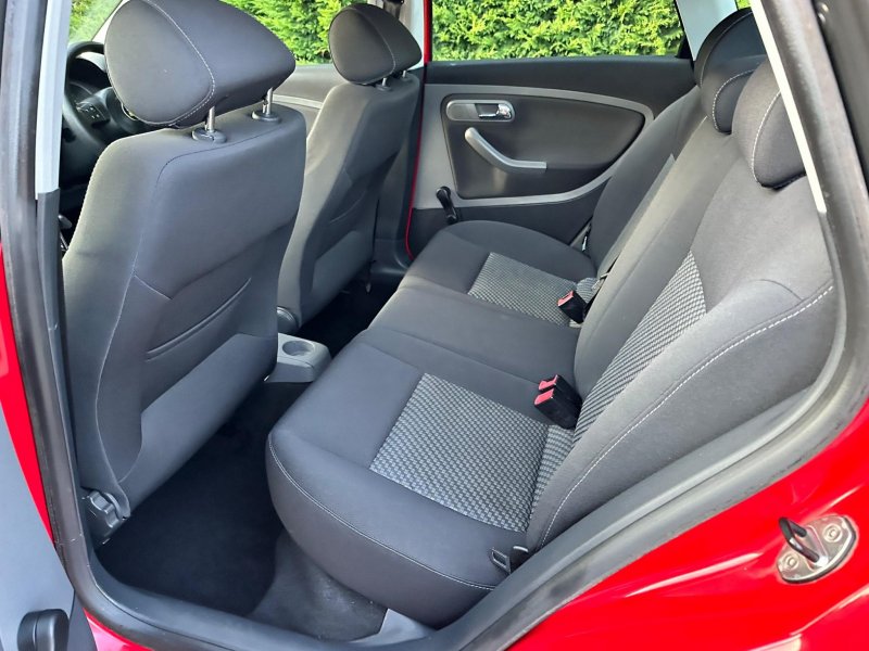 SEAT IBIZA