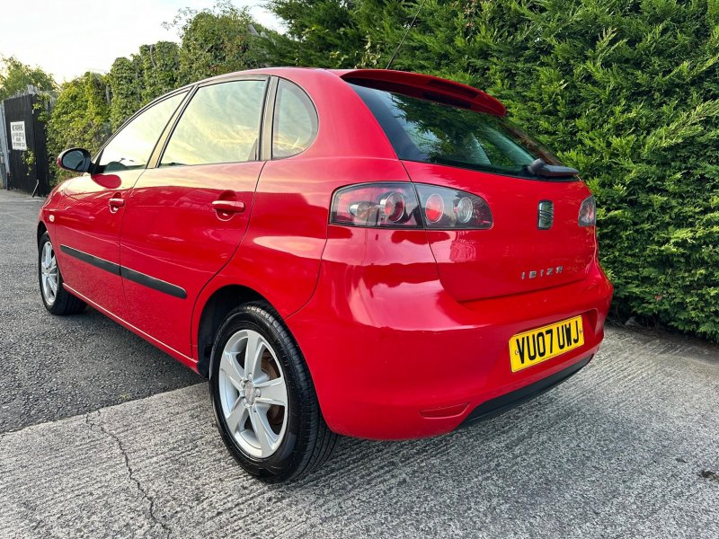 SEAT IBIZA