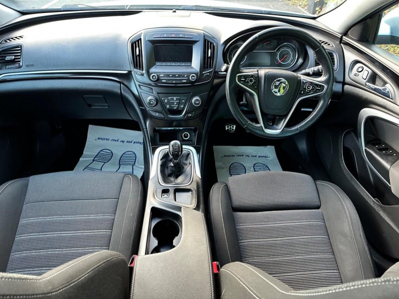 VAUXHALL INSIGNIA