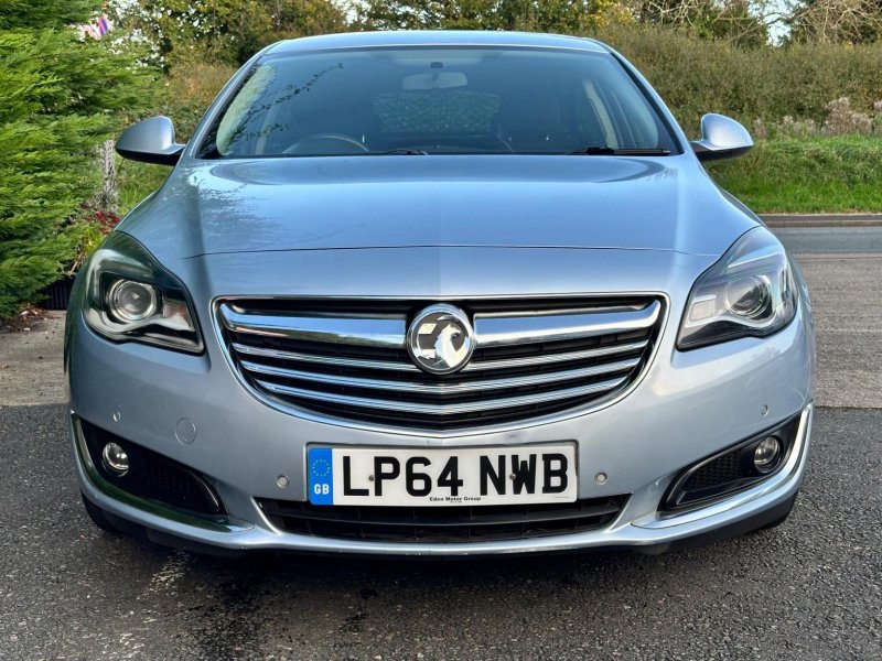 VAUXHALL INSIGNIA
