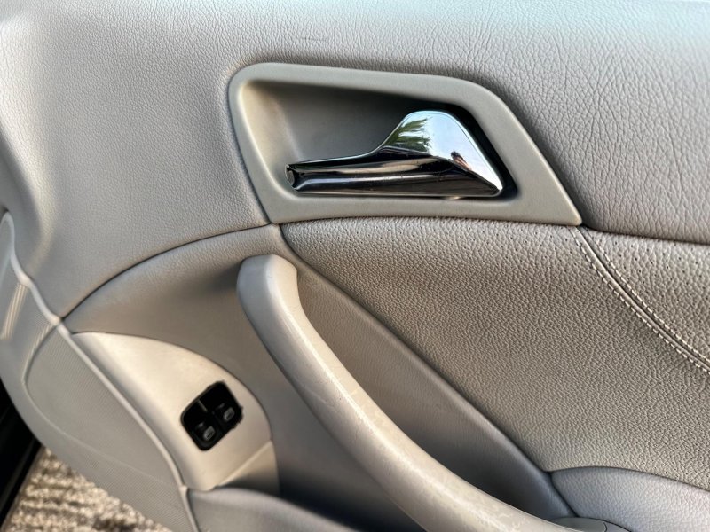 MERCEDES-BENZ CLC CLASS