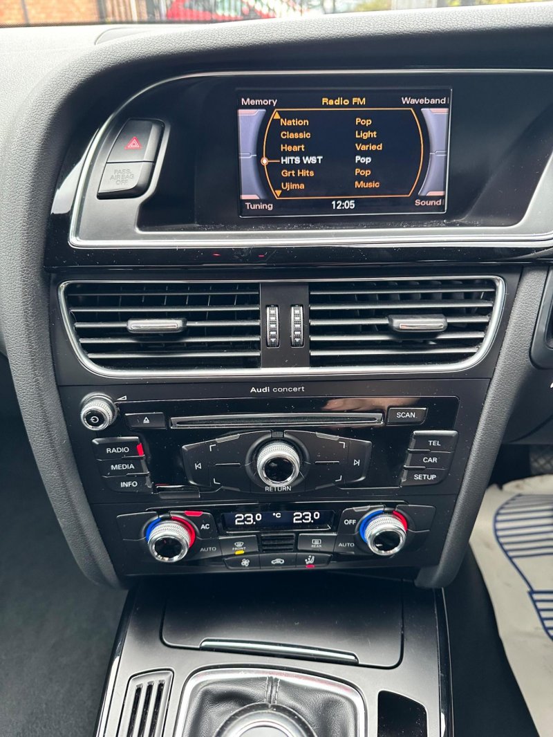 AUDI A4