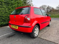 VOLKSWAGEN POLO