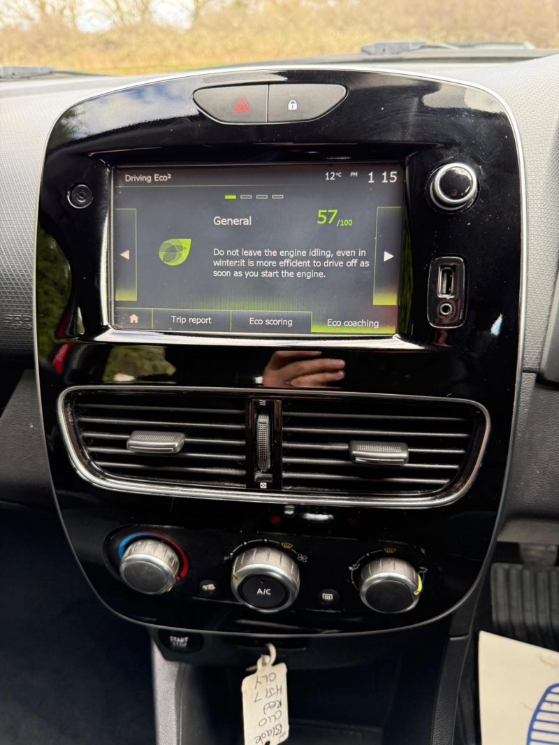 RENAULT CLIO