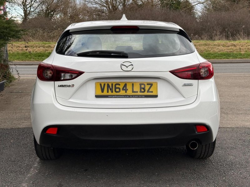 MAZDA MAZDA3
