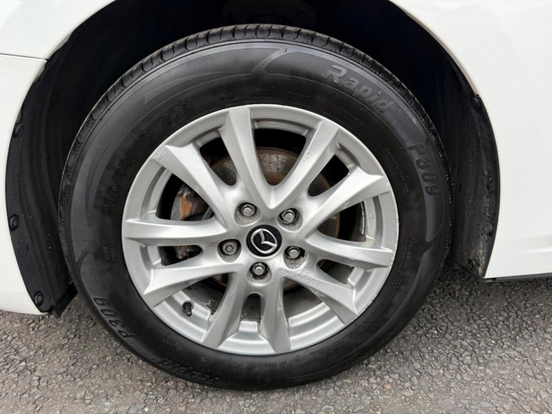 MAZDA MAZDA3