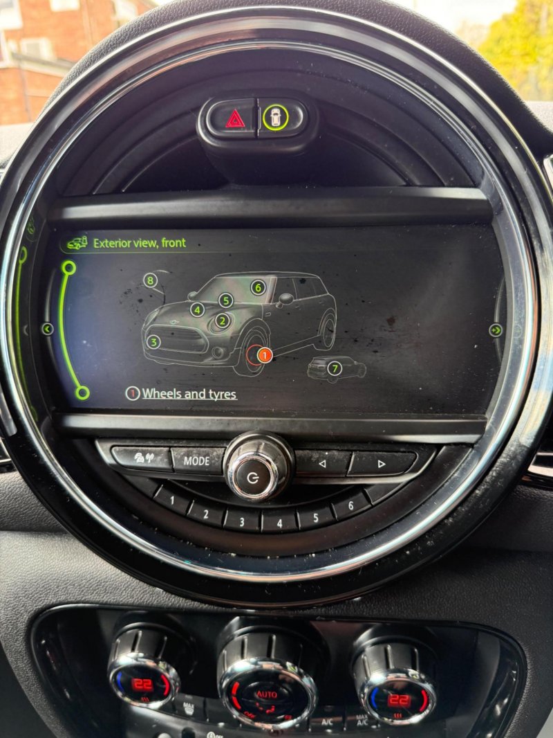 MINI CLUBMAN