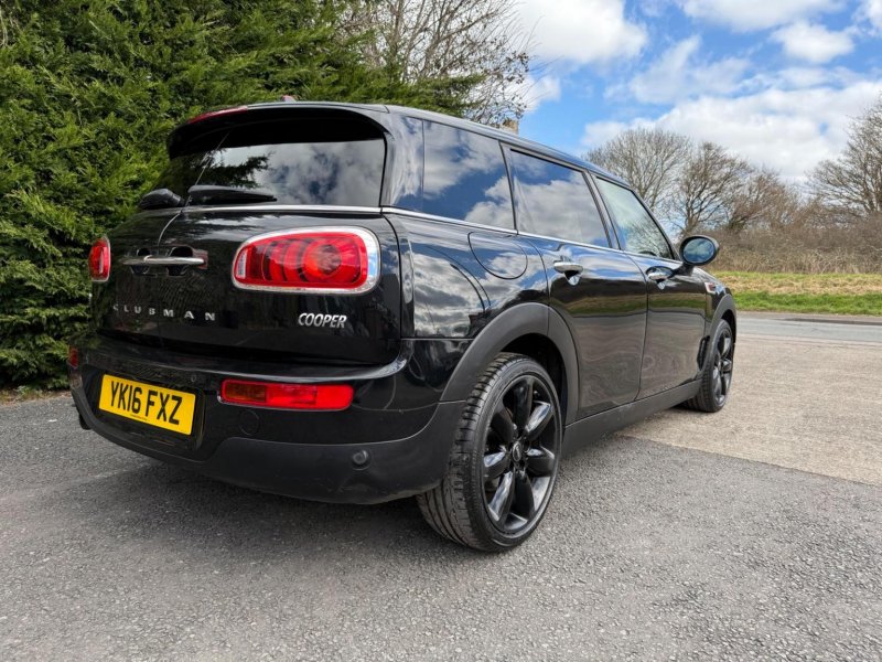 MINI CLUBMAN