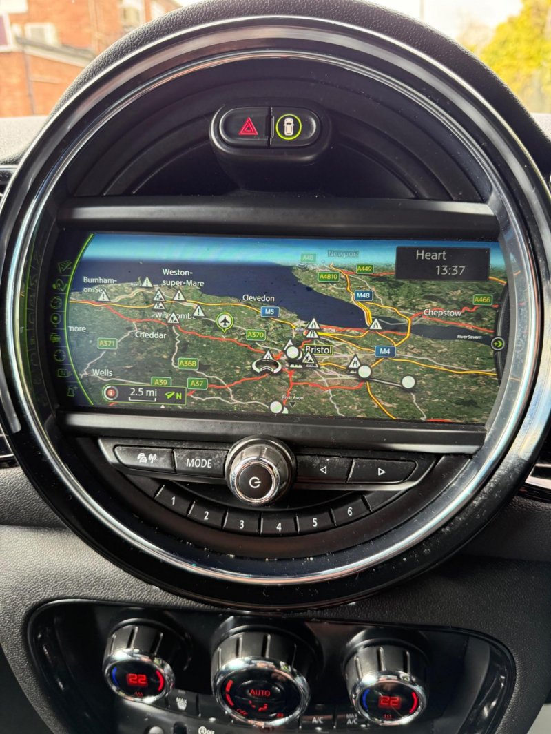 MINI CLUBMAN