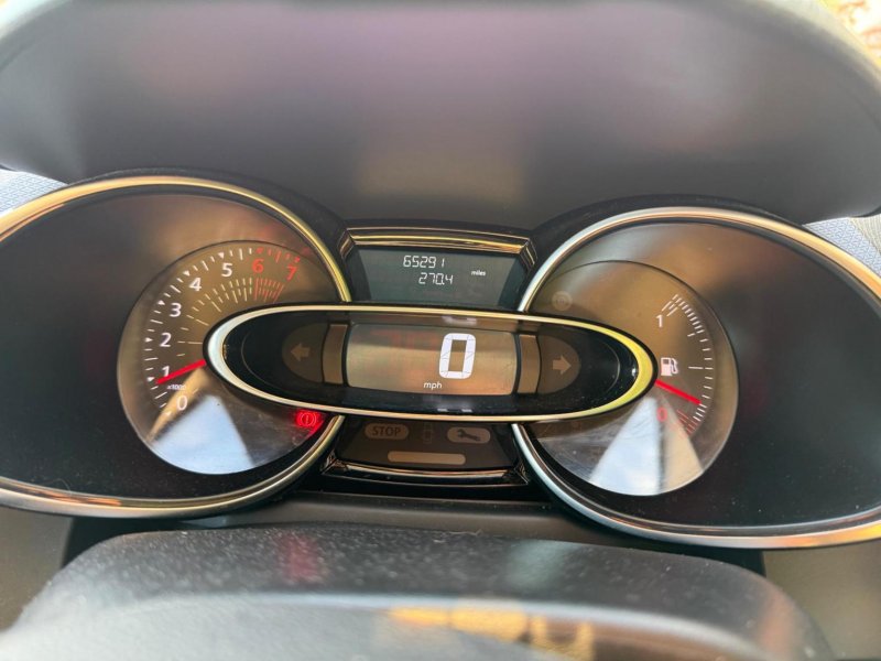 RENAULT CLIO
