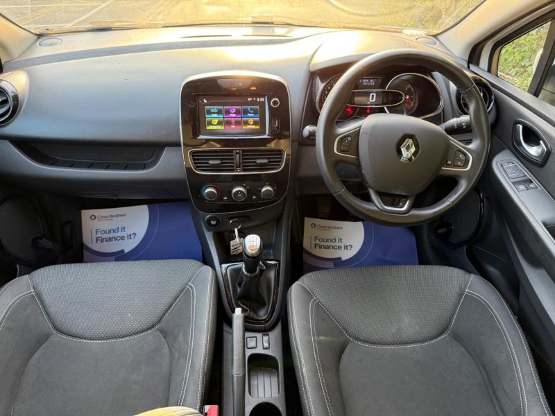 RENAULT CLIO