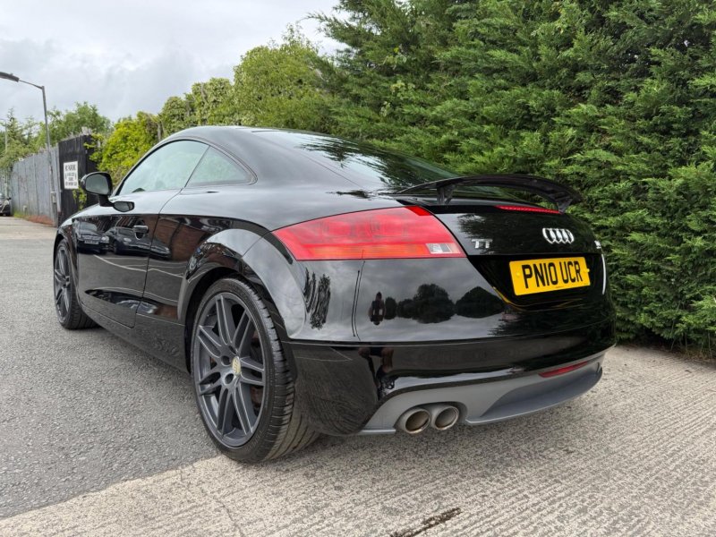 AUDI TT
