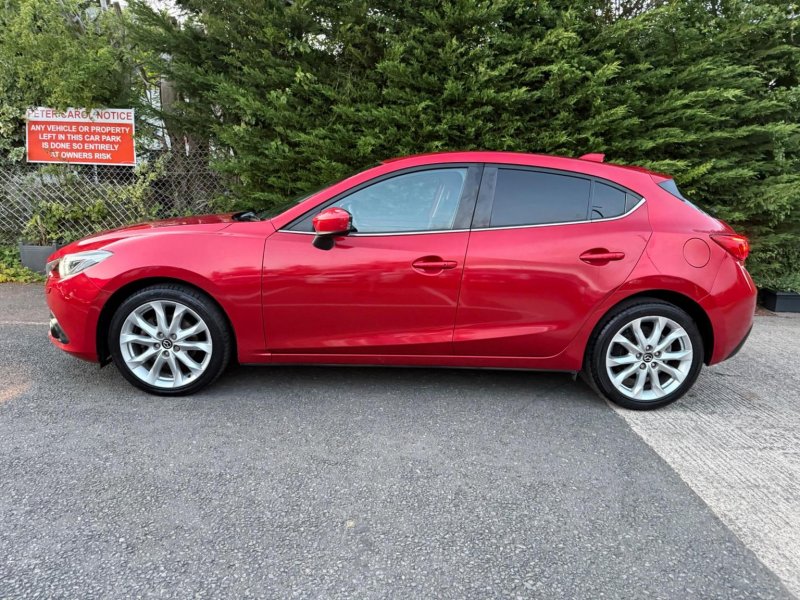 MAZDA MAZDA3