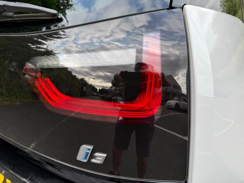 BMW I3